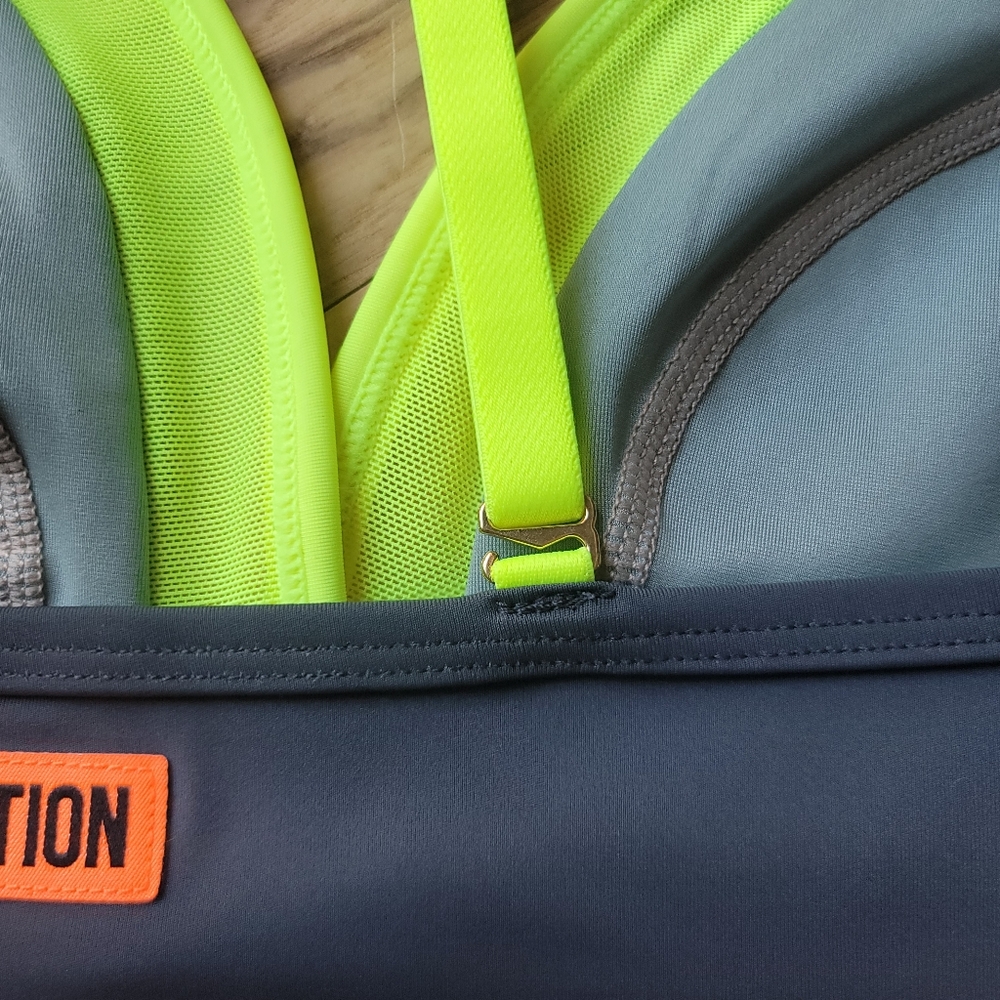 PE Nation Sprint Sports Bra - Picture 7 of 9